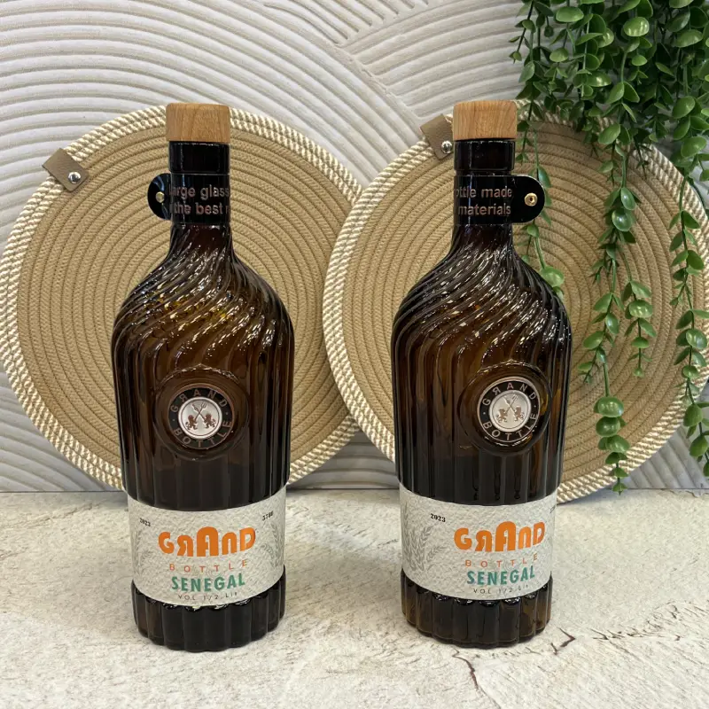 بطری آب سنگال بطری آب سنگال