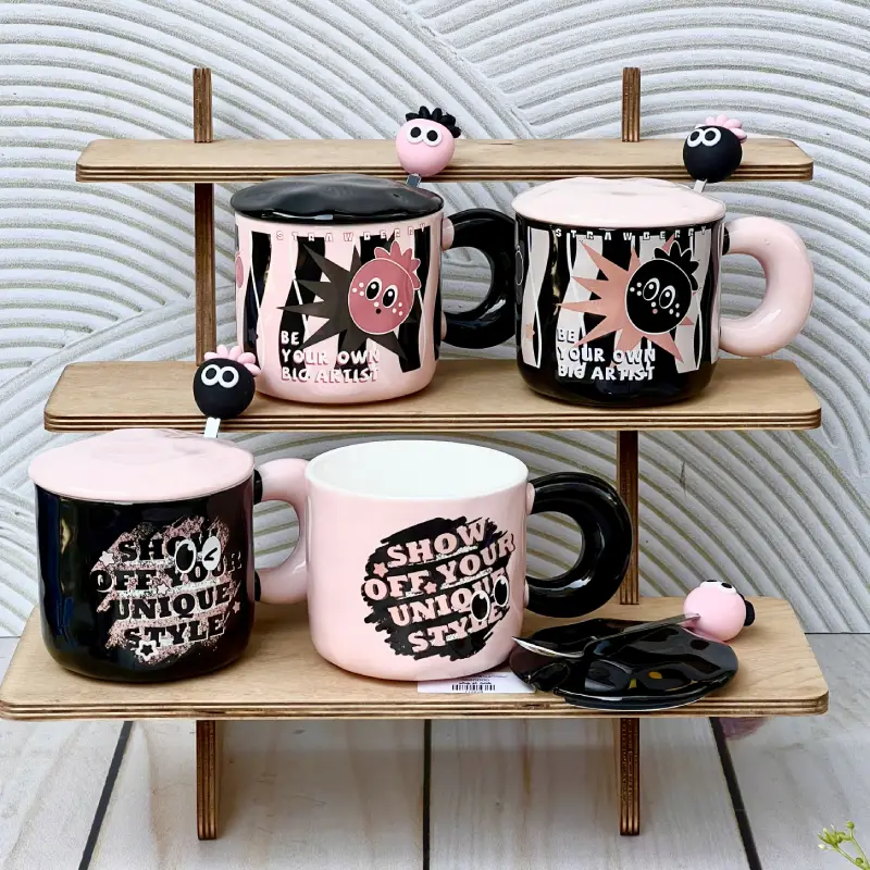 black-pink-mug
