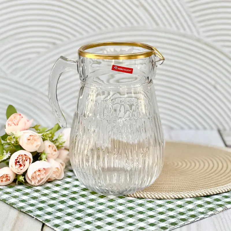 glass-pitcher