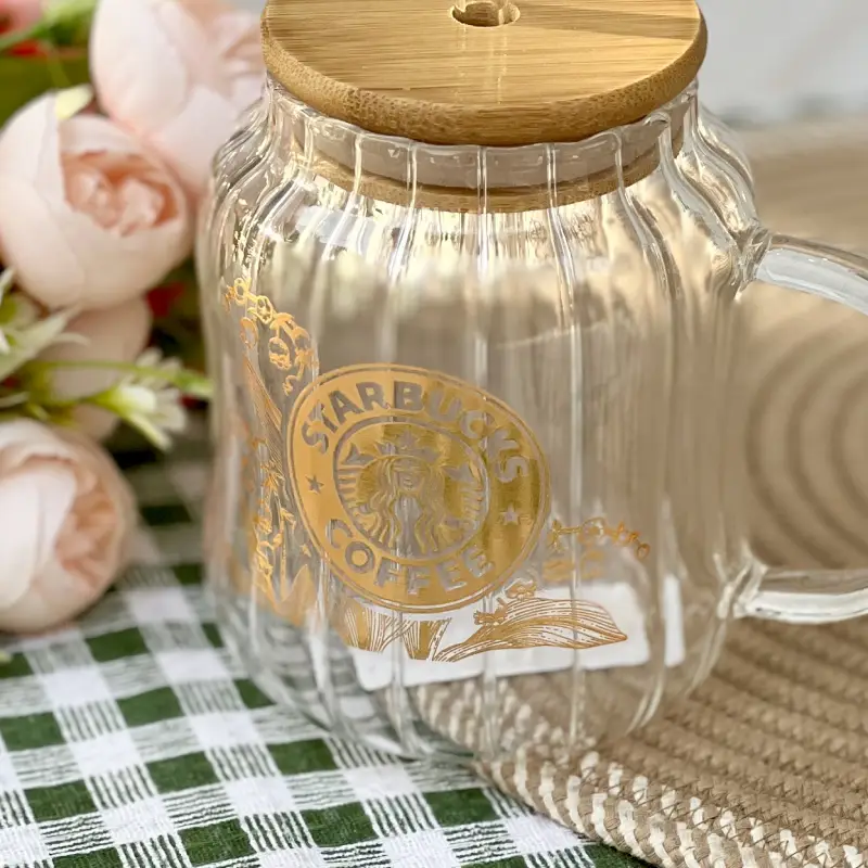 pyrex-glass-with-straw-side-view (3)
