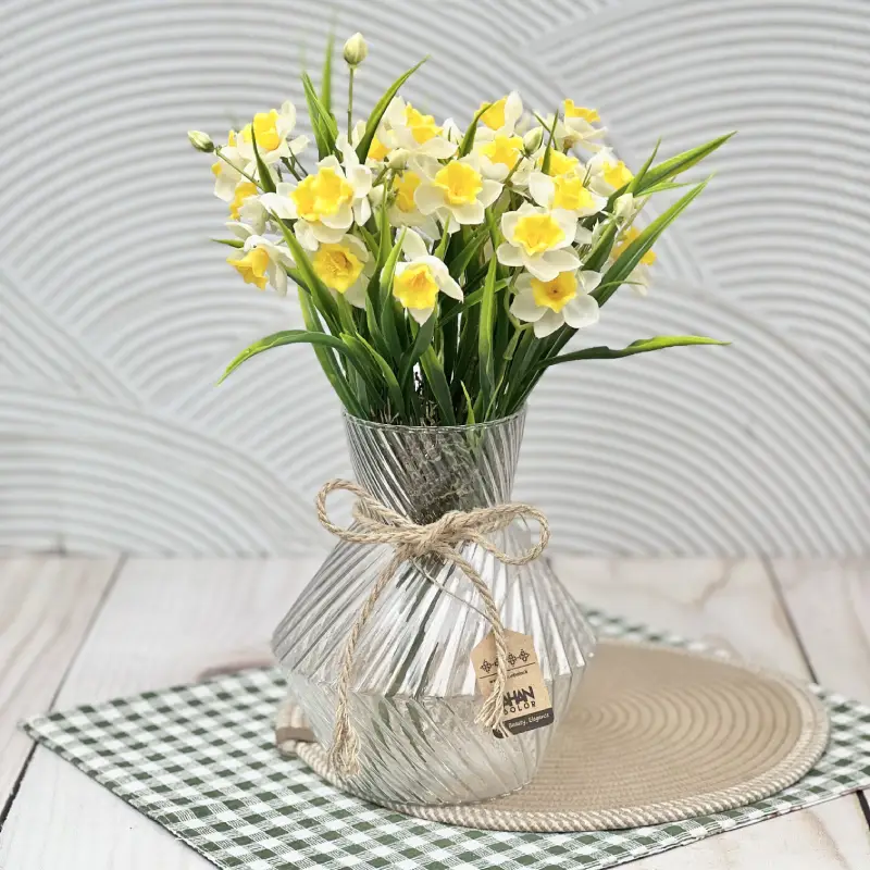 گلدان-شیشه-ای-کوتاه-خطی