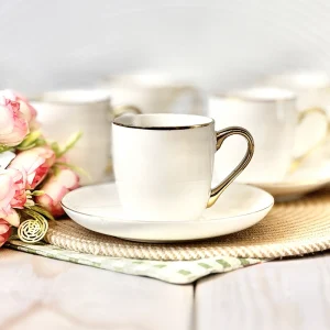 فنجان نعلبکی سفید لب طلا